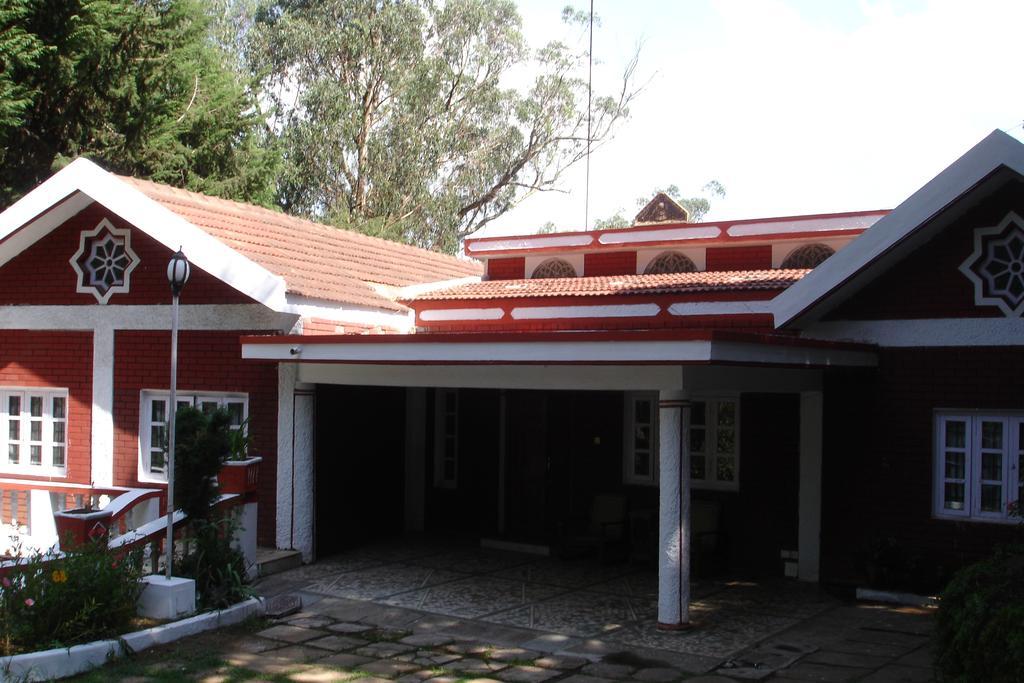 The Red House Bed & Breakfast Ooty Bagian luar foto