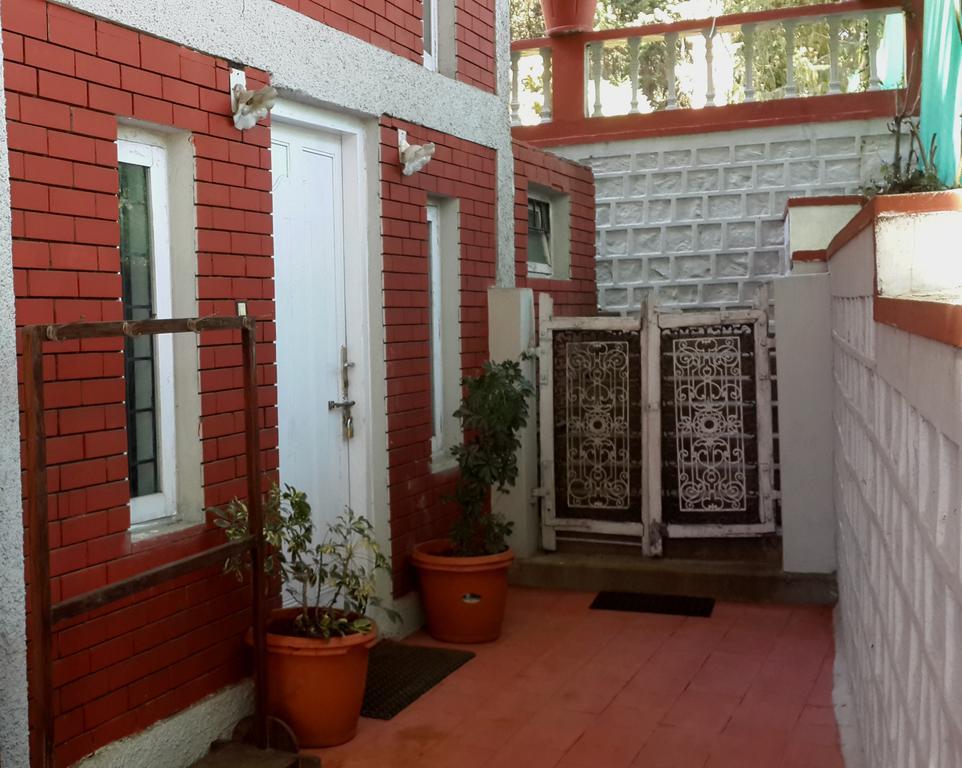 The Red House Bed & Breakfast Ooty Ruang foto