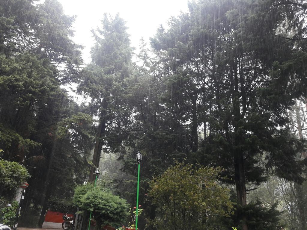 The Red House Bed & Breakfast Ooty Bagian luar foto