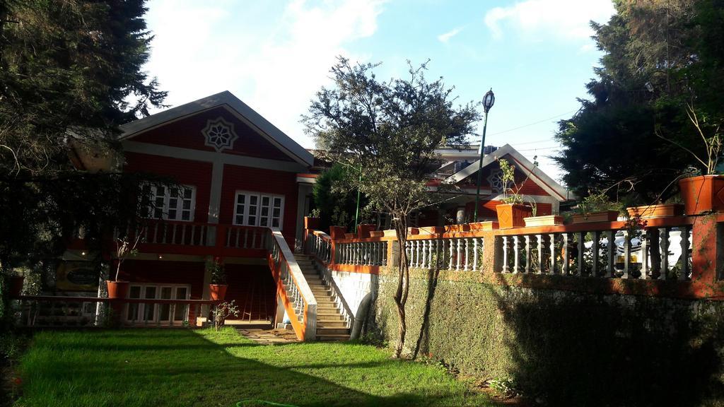 The Red House Bed & Breakfast Ooty Bagian luar foto